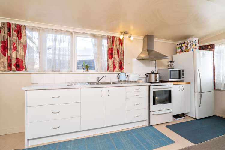 603 Hillside Road Caversham_16