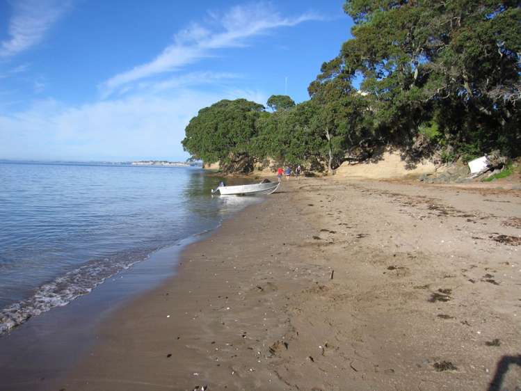 4/919 Whangaparaoa Road Manly_6