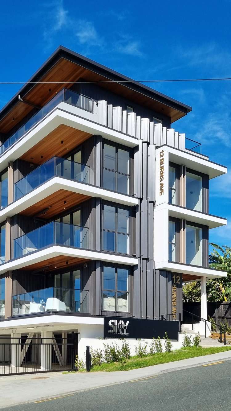 1/12 Burns Avenue Takapuna_16