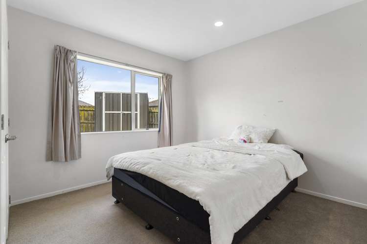 18 Nicholas Gibbons Drive Clendon Park_15