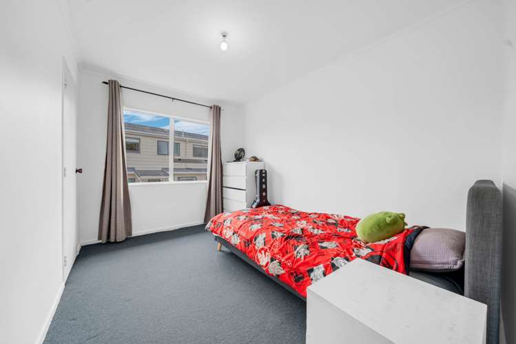 2/125 Beach Haven Road Beach Haven_11
