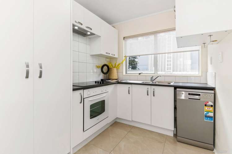 8/41 Anzac Road Browns Bay_7
