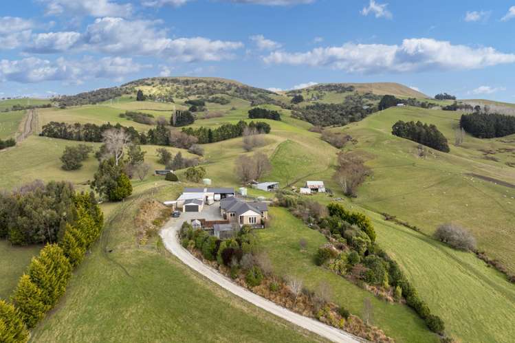 215 Flag Swamp Road Waikouaiti_1