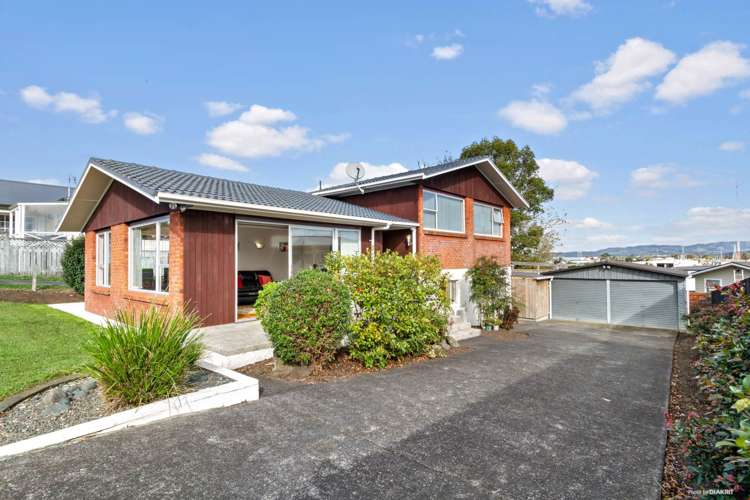31 Taioma Crescent Te Atatu Peninsula_0