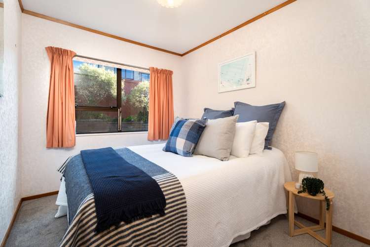 8 Maywood Grove Churton Park_16