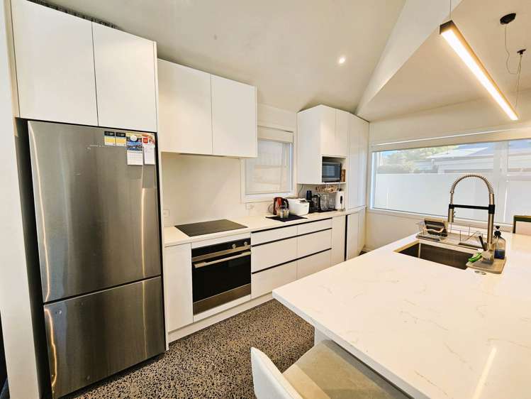 21A Burgess Road Devonport_13