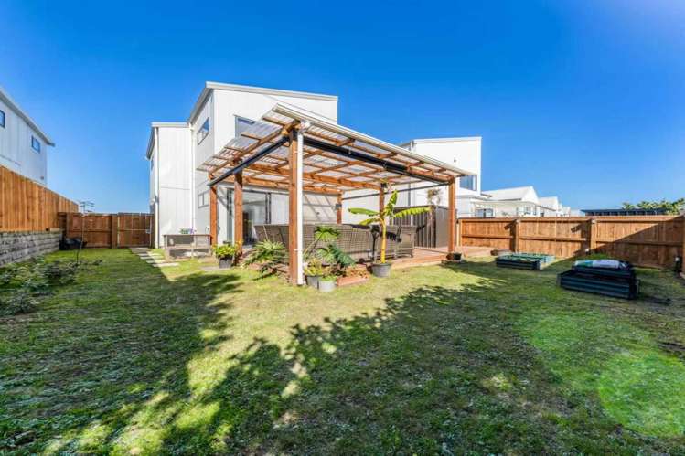 16 Whakanoho Road Westgate_2