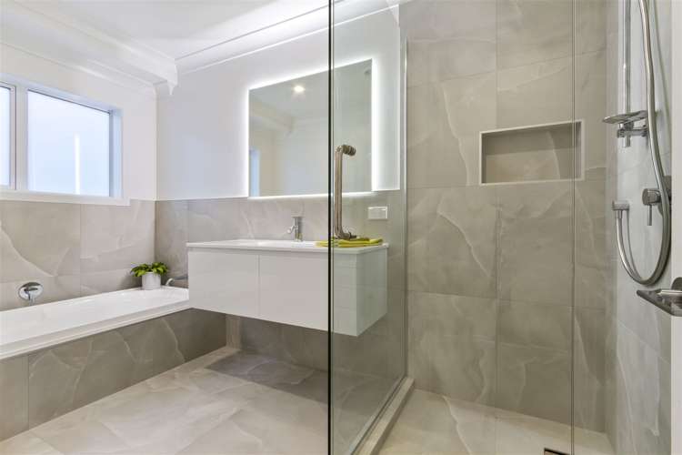 53 Regency Park Drive Gulf Harbour_14