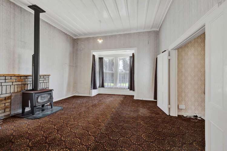 202 Egmont Street Patea_2