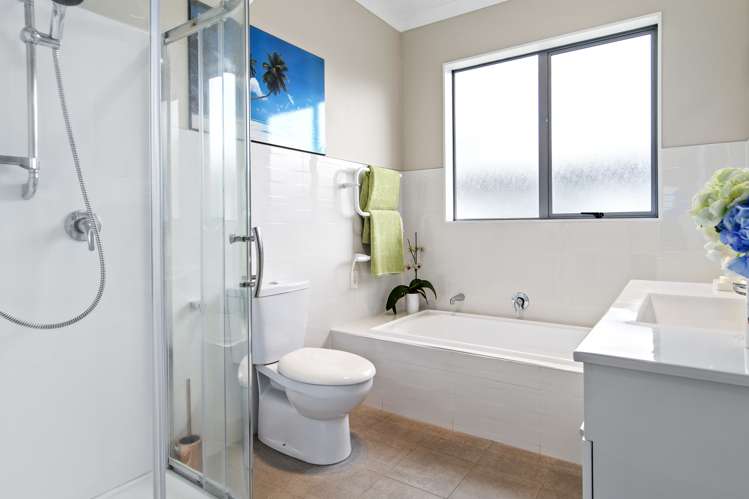 84 Waterside Drive Pyes Pa_14