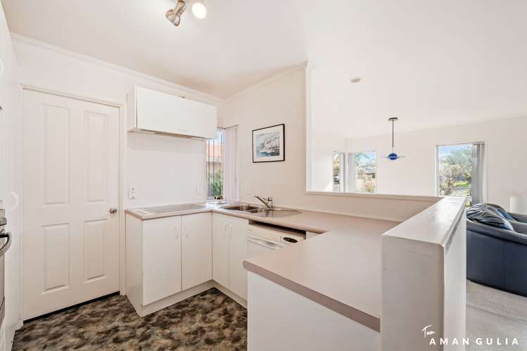 32 Heversham Place Glendene_7