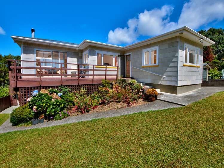 1117 Huia Road Huia_1