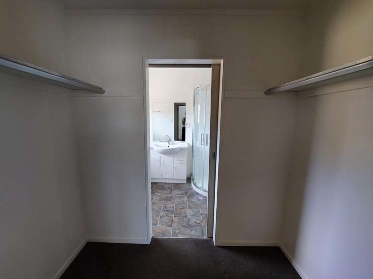 108 Amberley Avenue Highbury_6