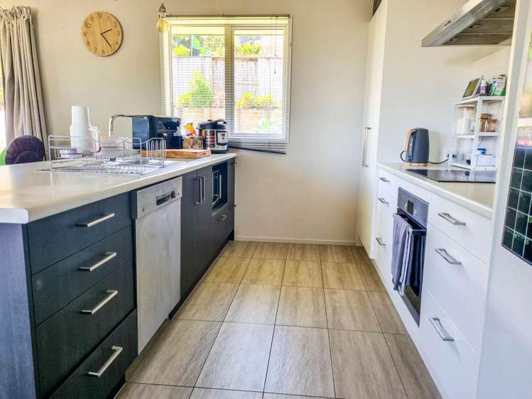 128 Korokoro Crescent Thames_3