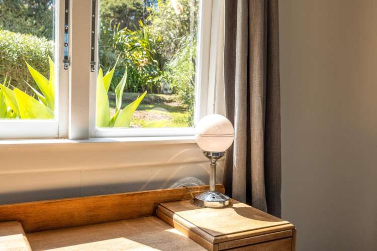 152 Ocean View Road Oneroa_15