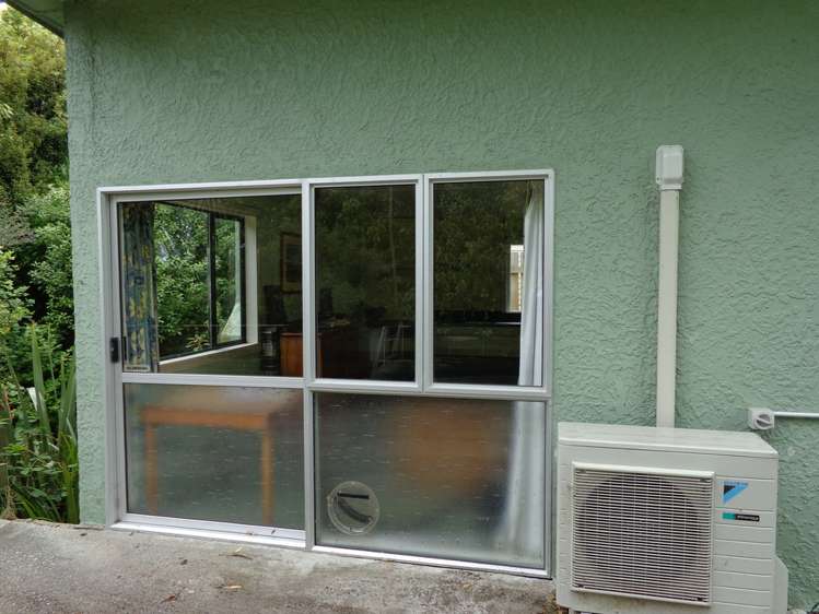 17 Rata Street Kaka Point_11