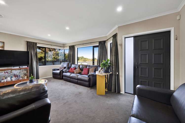 2 Heaphy Road Opunake_7