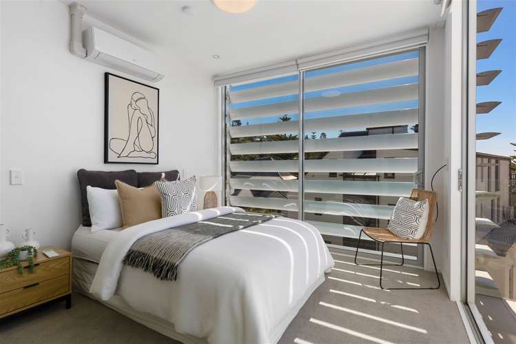 9/22 Esplanade Sumner_14