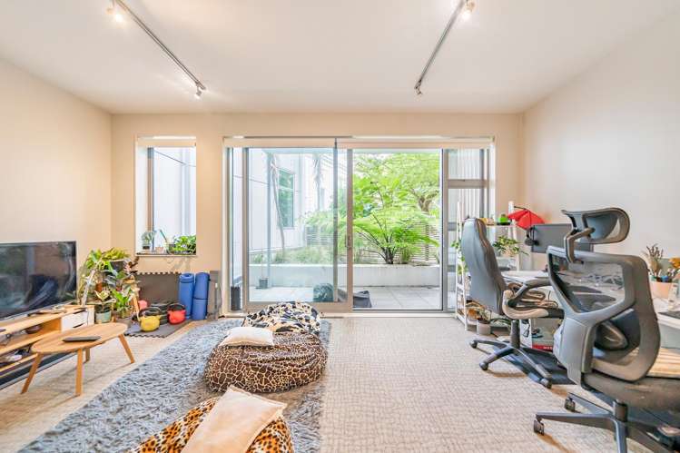 104/80 Riddiford Street Newtown_4