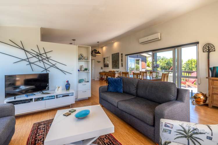 14 Natzka Road Ostend_9