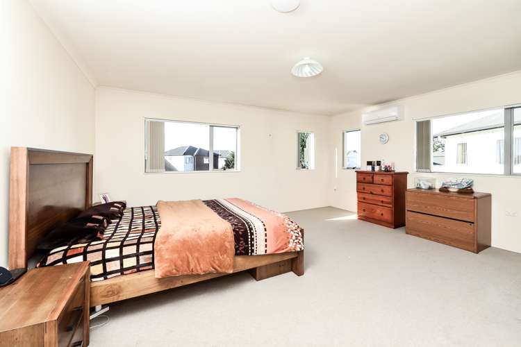 1 Rene Way Huntington_8