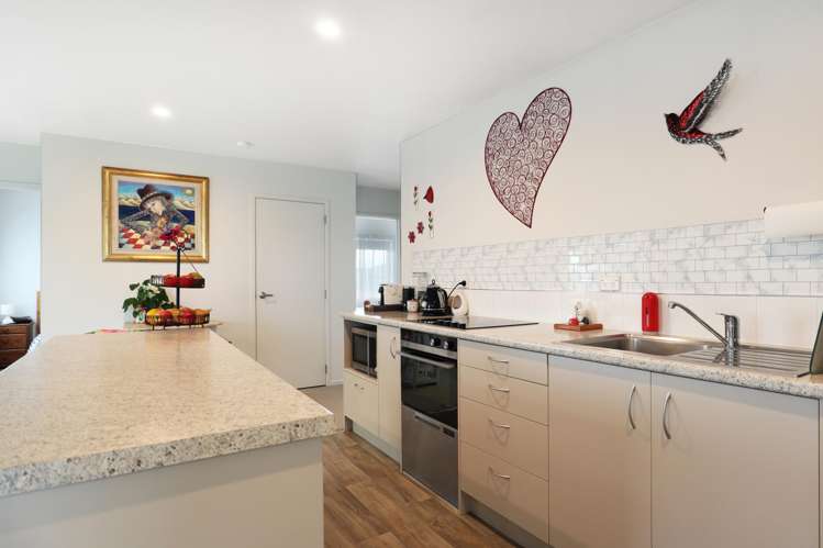 711/11 Kamahi Crescent_2