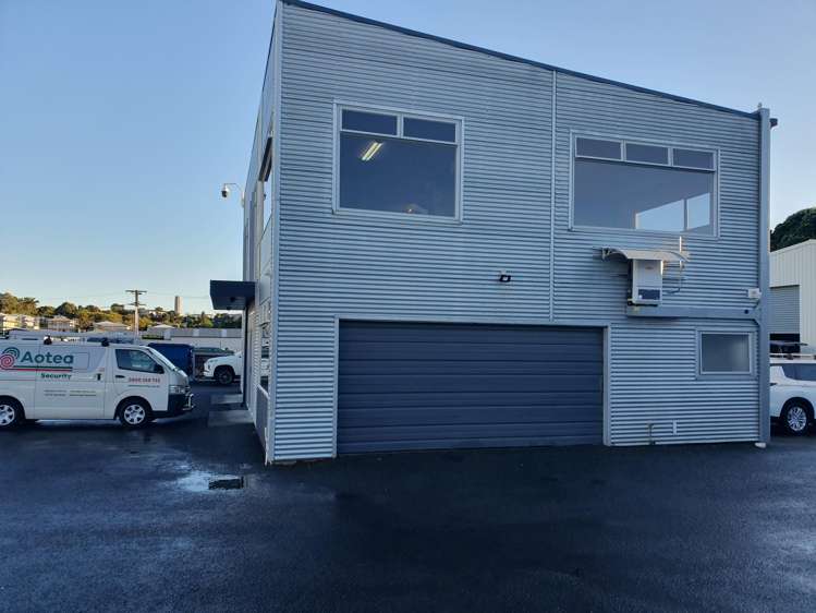 8/9 Manadon Street Spotswood_5