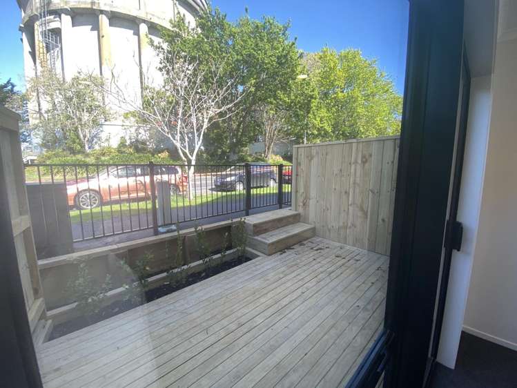 1/14 Ruakiwi Road 500063_6