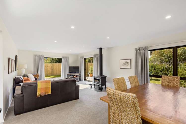 77 Oregon Drive Kelvin Heights_10