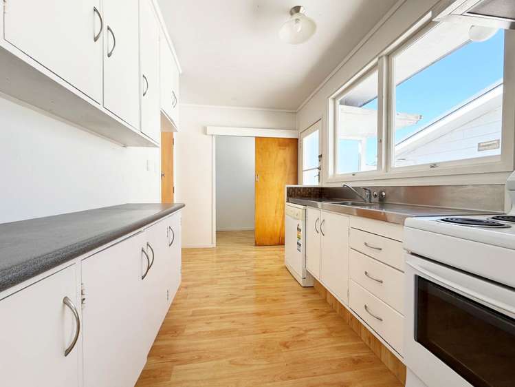 53 Blakeborough Drive Forrest Hill_7