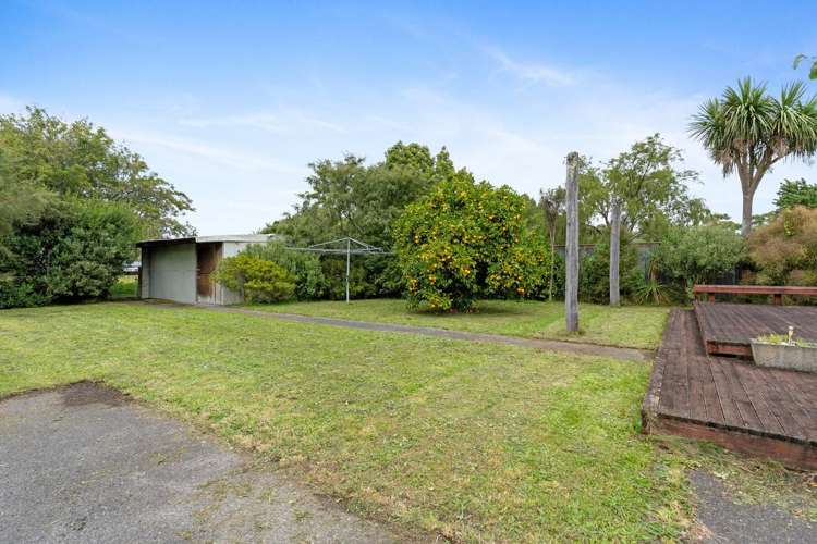 495 High Street South Carterton_18