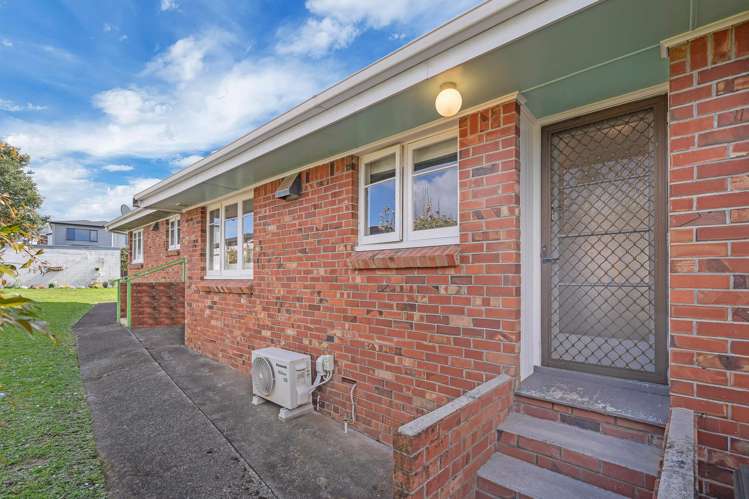 2/7 Greenhill Crescent Pakuranga Heights_17