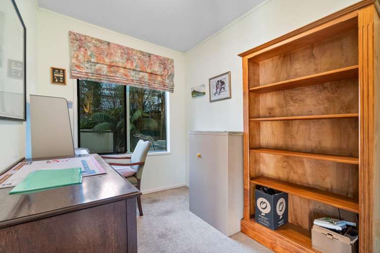 9 Mariposa Crescent Birkenhead_12