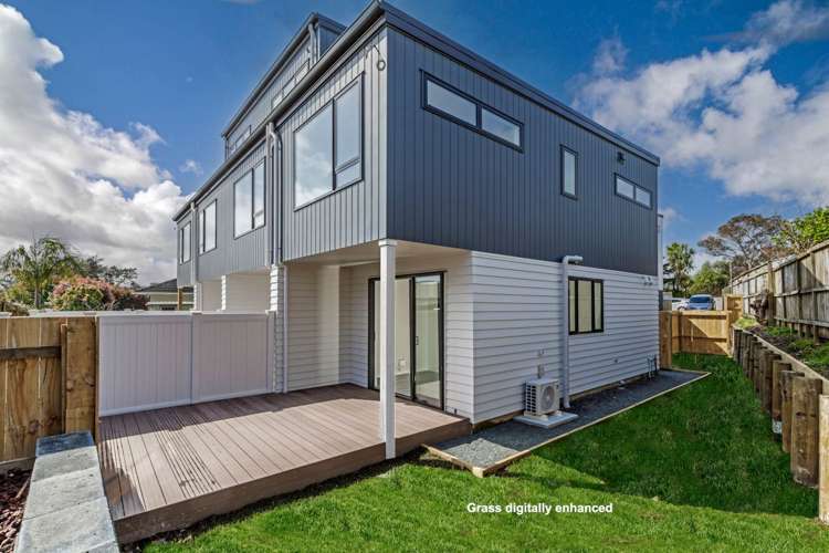 2C - 2F Glenford Lane Te Atatu Peninsula_11