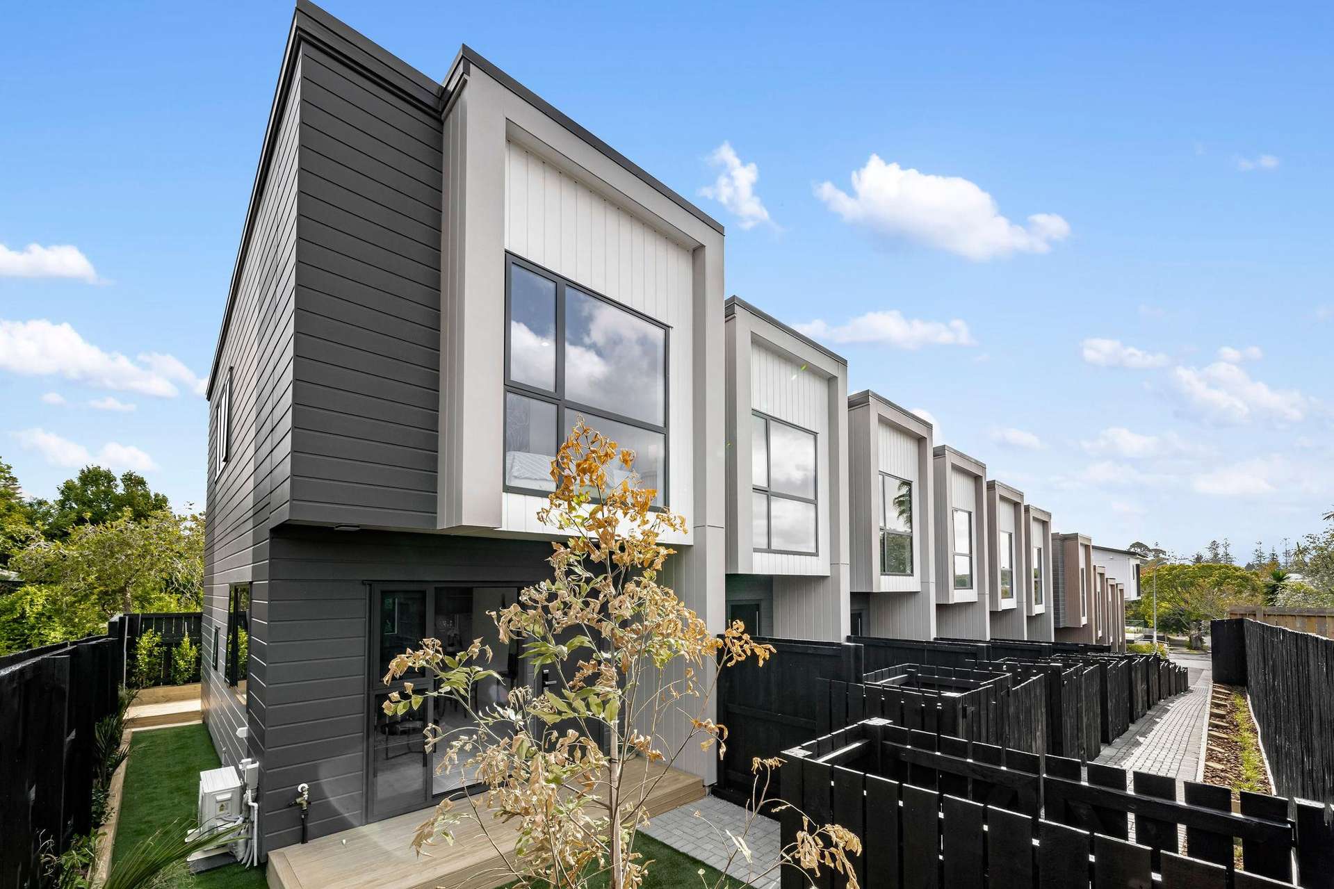 39 Brandon Road Glen Eden_0