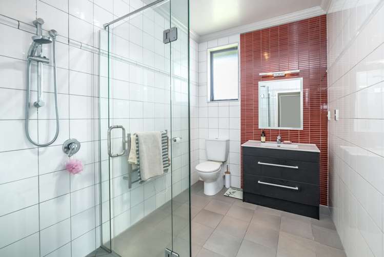 6 Ivondale Grove Solway_22