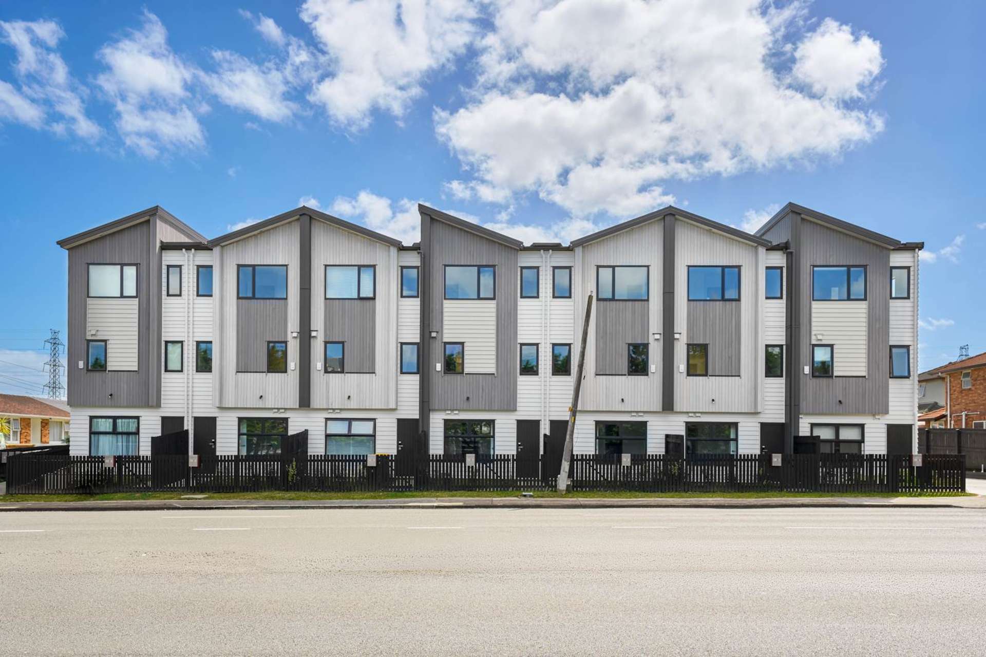 42-44 Waipuna Road Mt Wellington_0