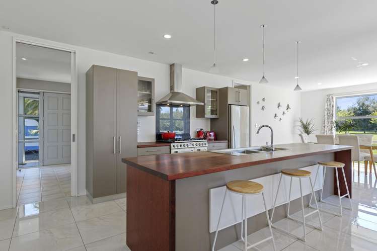 2/521 Mclaughlins Road Darfield_4