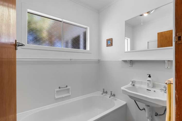 1188 Cove Rd Langs Beach_16