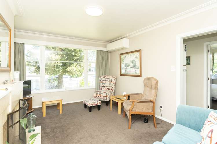 83 Montgomery Crescent Bader_5