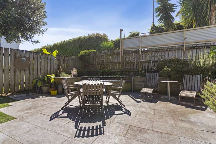 1/22a Willcott Street Mount Albert_13