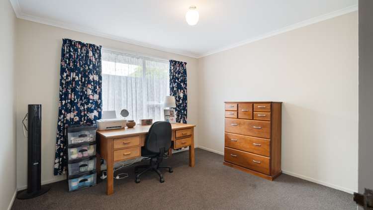 2/148 Beach Road North New Brighton_6