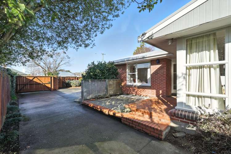 215 Greers Road Bryndwr_15