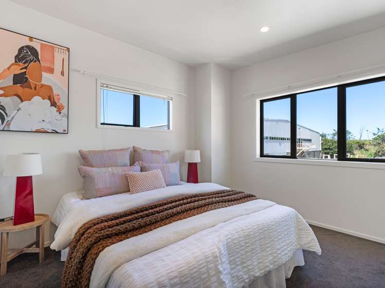 57/21 Hunters Park Dr Three Kings_11