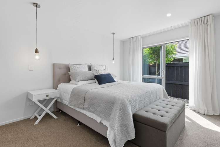 6 Kahuparere Crescent Pyes Pa_19