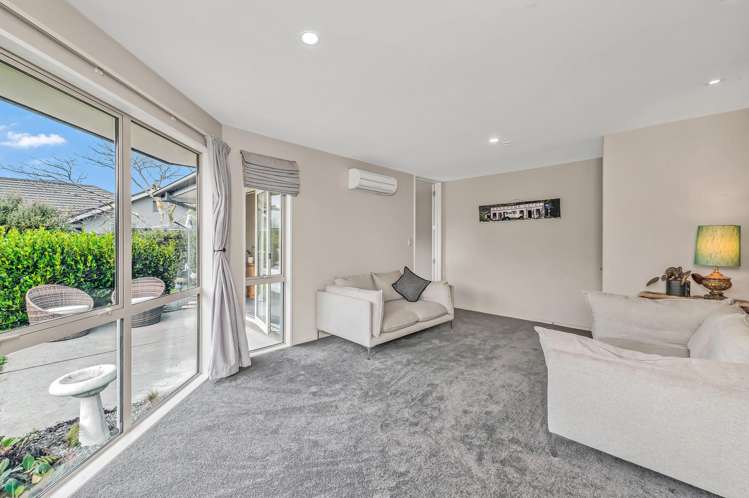 244 Southfield Drive Lincoln_11