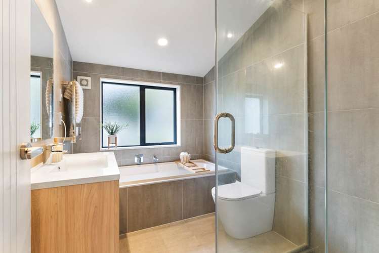 684 East Coast Road Pinehill_15