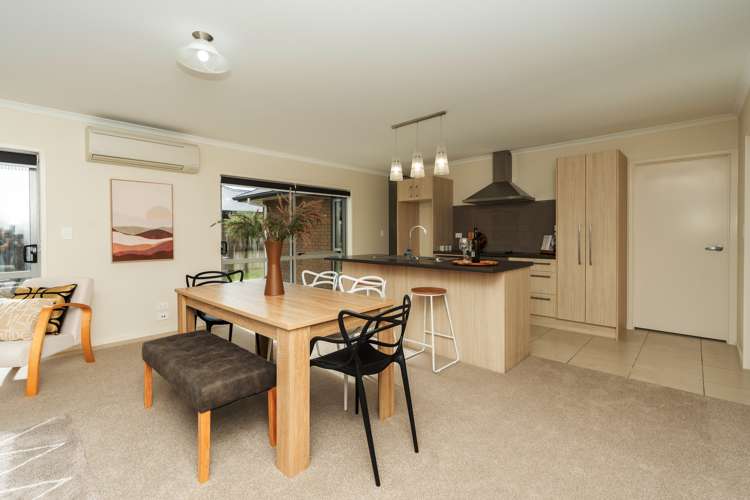 8 Arista Way Rototuna North_5