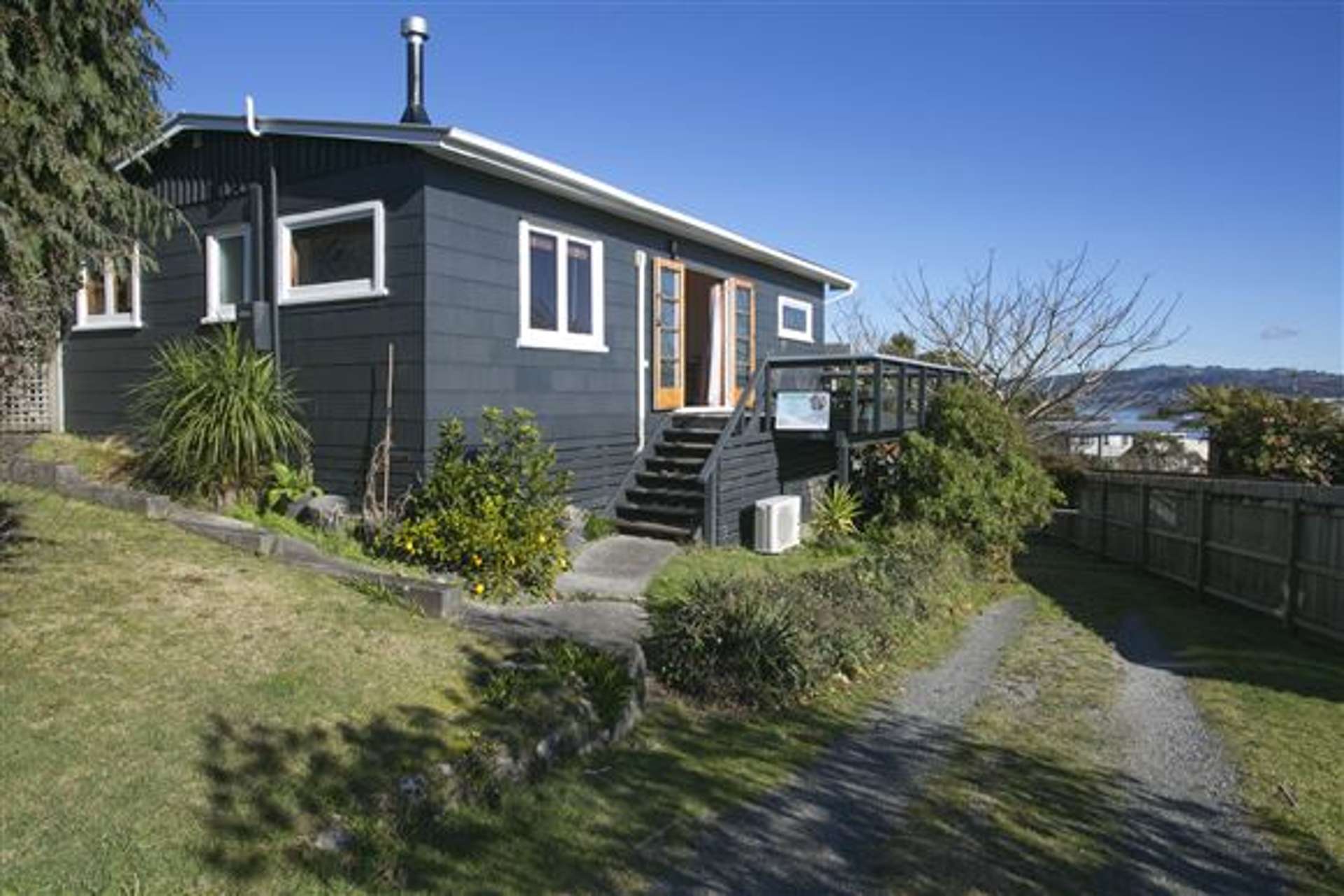 1/21 Kurupae Road Hilltop_0