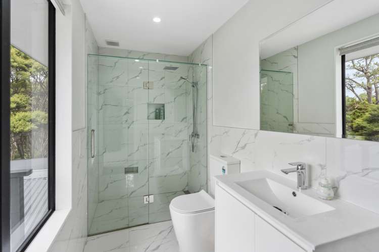 18 Sunnyvale Road Waitakere_13